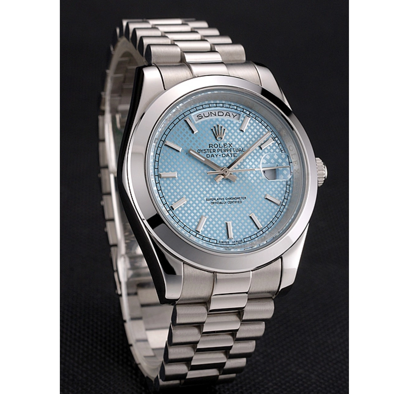 Aaa replica watch 40 Blue Case Ice Bracelet Dial Steel And Stainless Rolex Date Day 0618